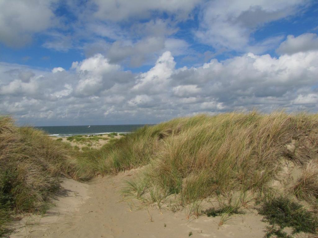 Hotel Etoile Aan Zee Vrouwenpolder Exterior foto